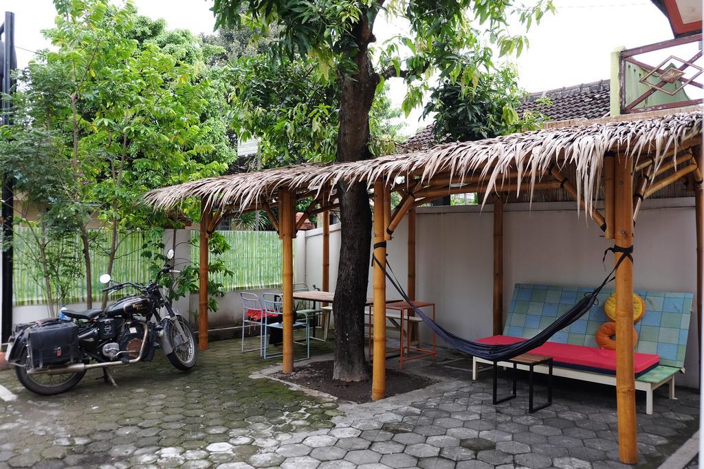 Hoz Bed & Breakfast Yogyakarta Dış mekan fotoğraf